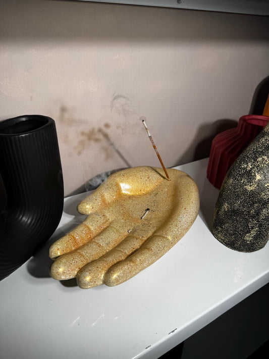 Mano de la Abundancia Amarilla